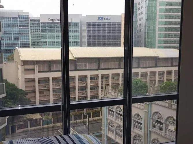 Apartment The Florence Mckinley Hill Manila