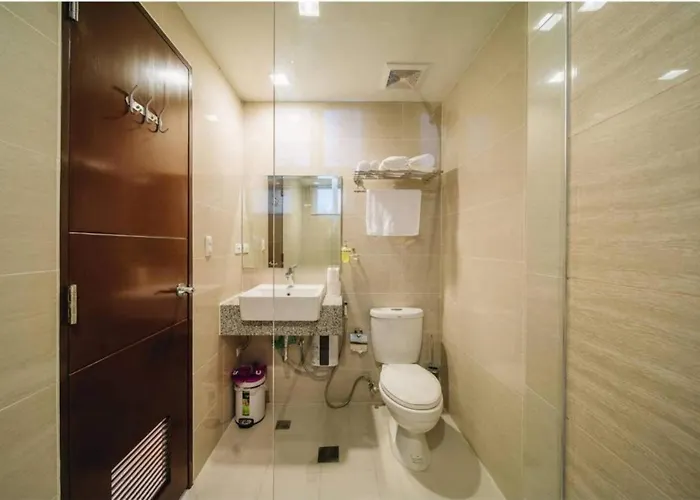 The Florence Mckinley Hill Apartment *