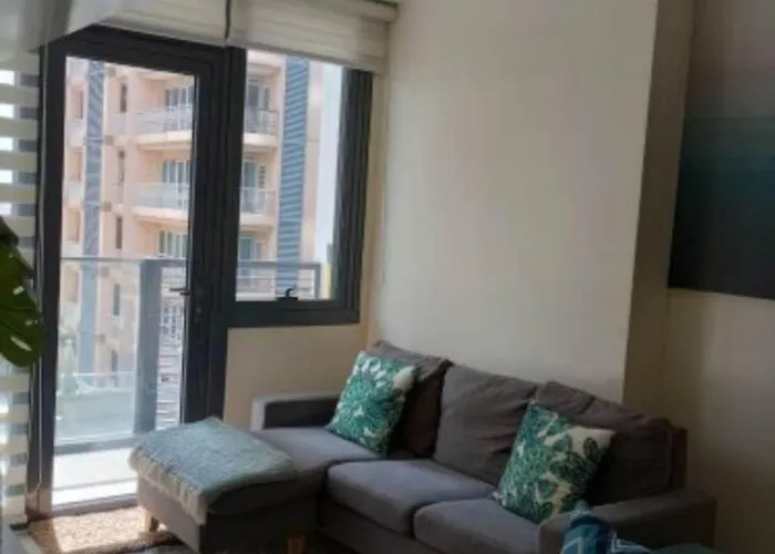 The Florence Mckinley Hill Apartment *