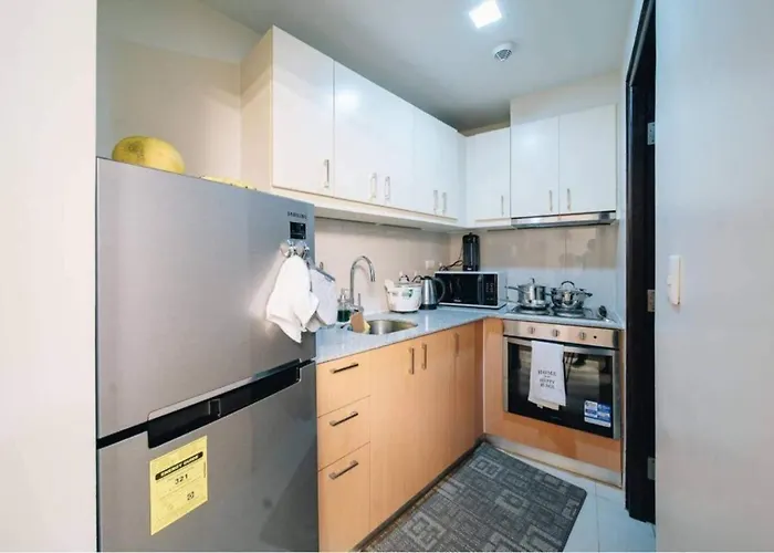 Apartment The Florence Mckinley Hill Manila